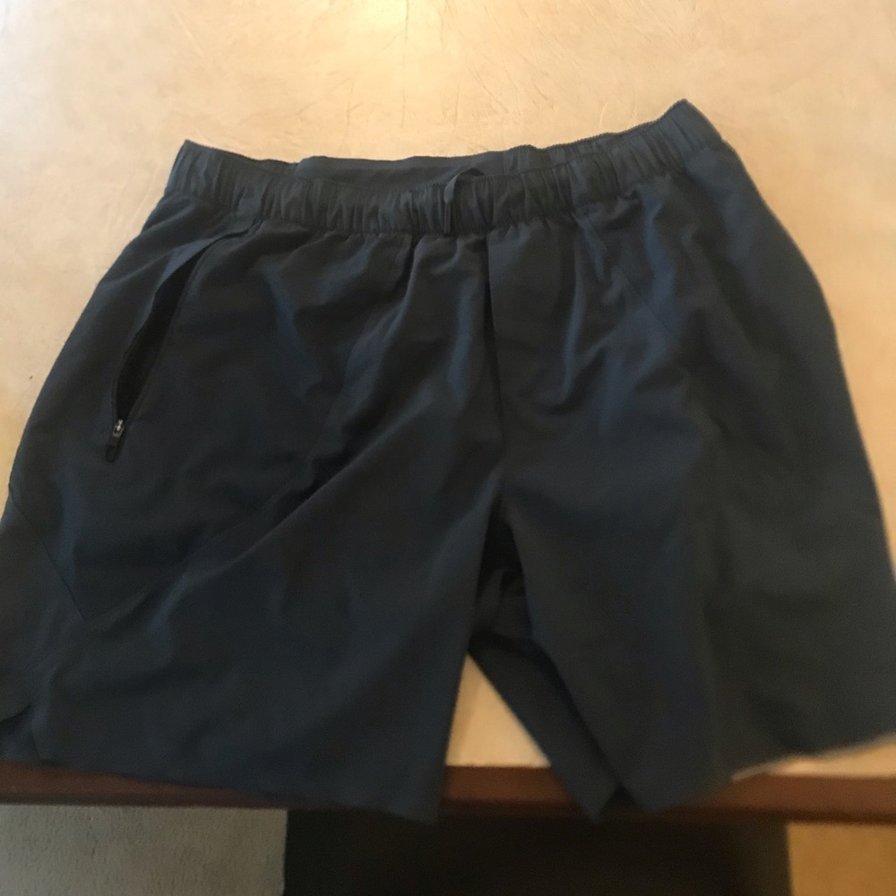 men’s lululemon shorts